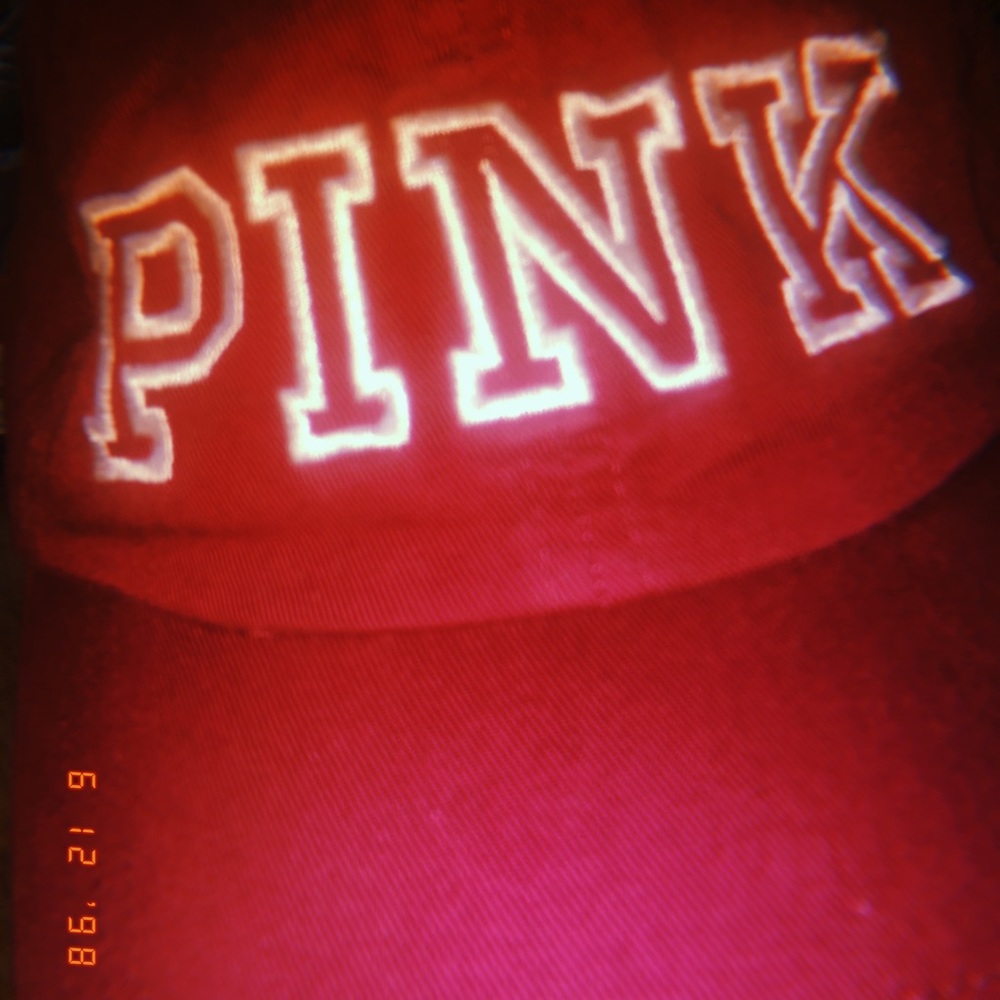 Pink hat - Picture 2 of 2